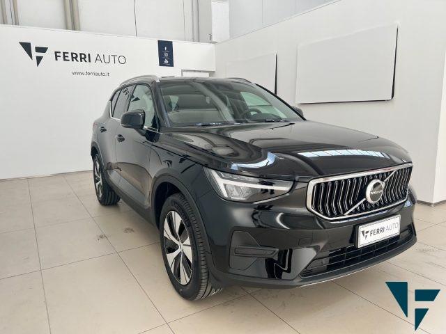 VOLVO XC40 T4 Recharge Core Bright