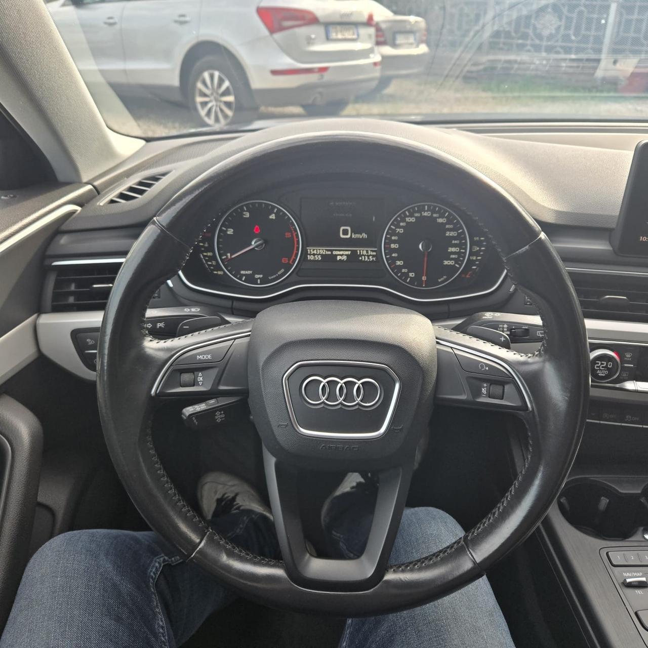 Audi A4 Avant 2.0 TDI 150 CV S tronic Business