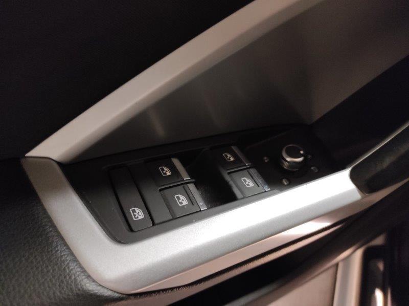 AUDI Q3 2ª serie - Q3 35 TDI S tronic Business Advanced