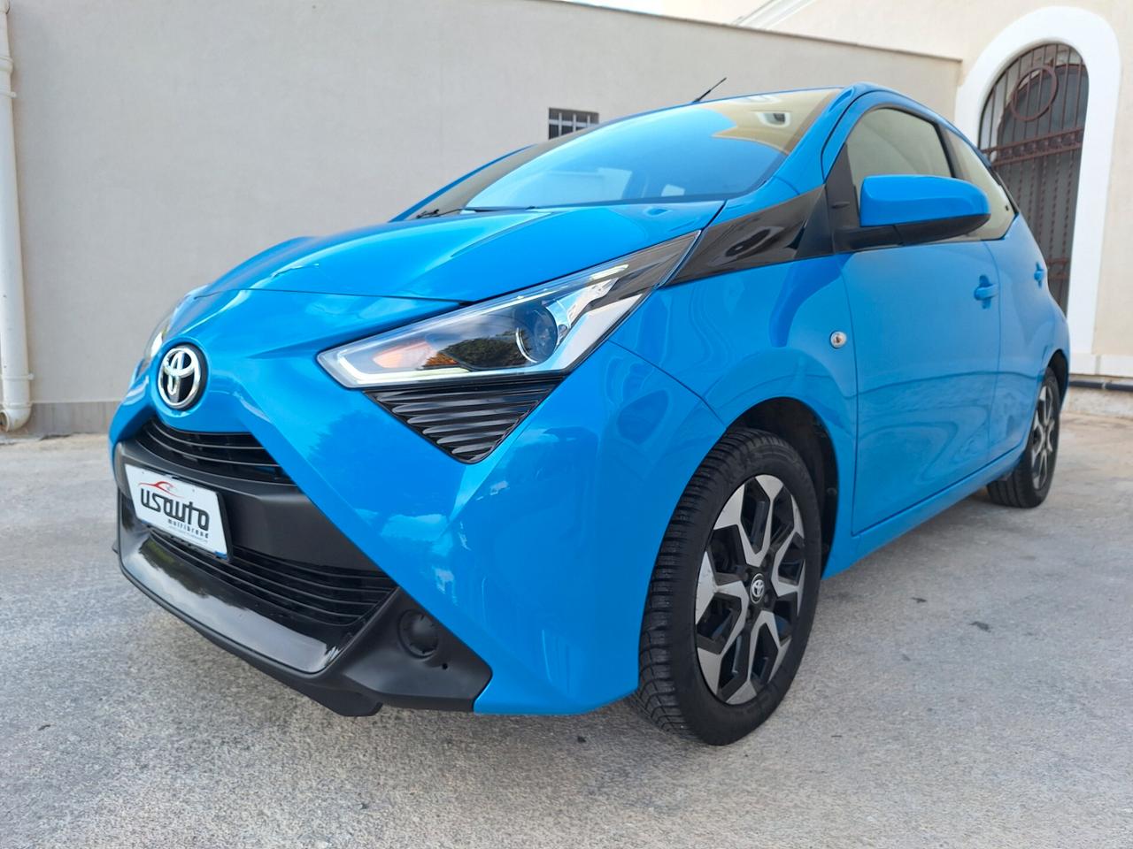 Toyota Aygo 1.0 5 porte x-cool 35000 km 2019