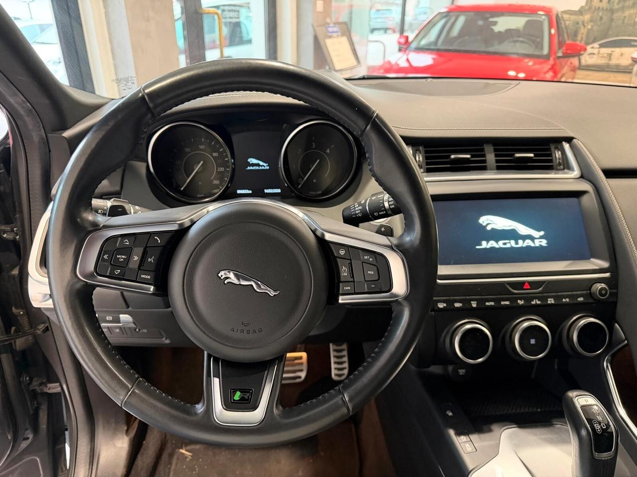 Jaguar E-Pace r-dynamic se