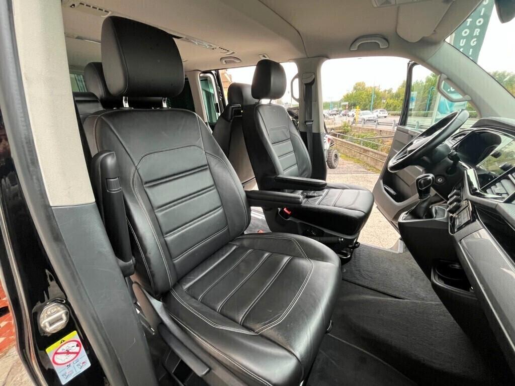 Volkswagen Multivan 2.0TDI T6.1 Highline 150cv dsg 7p