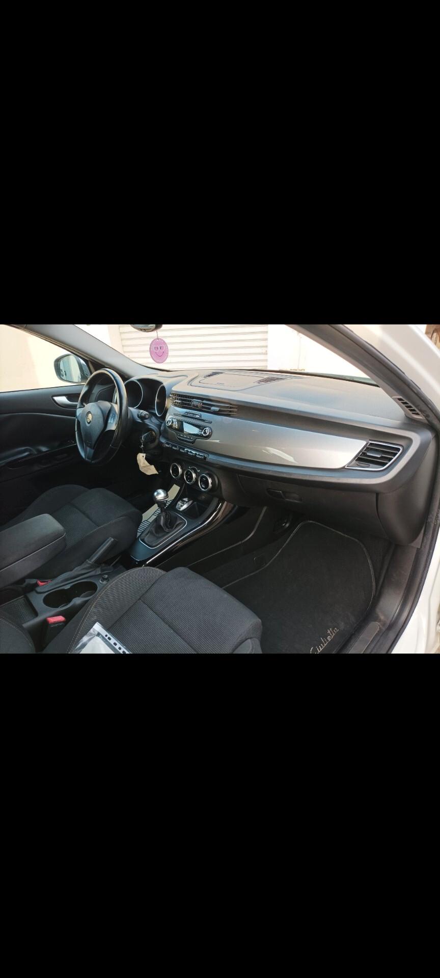 Alfa Romeo Giulietta 2.0 JTDm-2 140 CV Distinctive