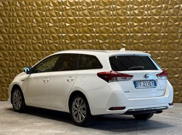 Toyota Auris Touring Sports 1.8 Hybrid Lounge