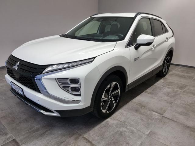 MITSUBISHI Eclipse Cross 2.4 MIVEC 4WD PHEV Instyle SDA Pack 0