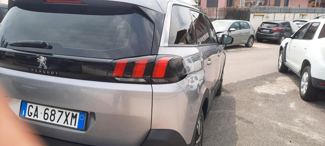 Peugeot 5008 BlueHDi 130 S&S Business