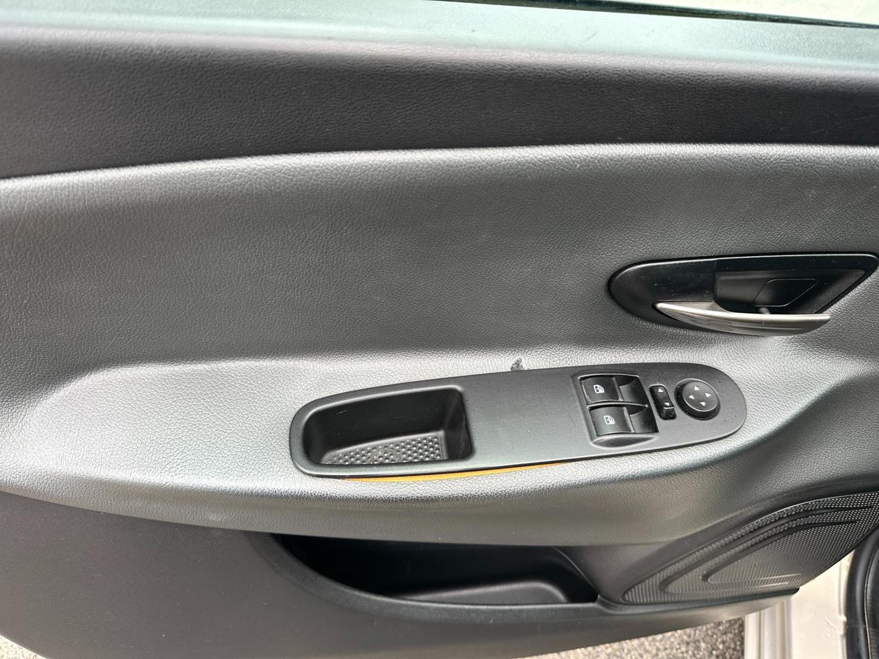 Lancia Ypsilon 5 Porte Ypsilon 1.3 mjt Gold s&s 95cv