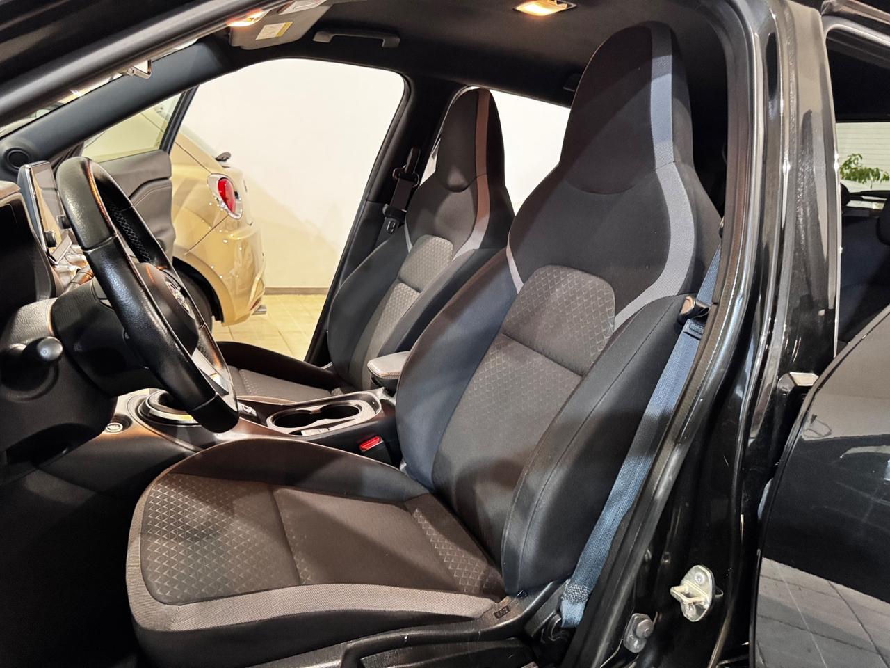 Nissan Juke 1.0 DIG-T 114 CV Tekna