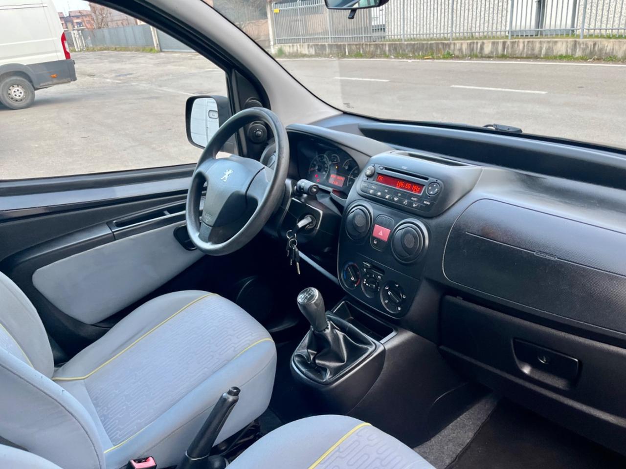 Peugeot Bipper 1.4benz 2010 156.000km 5posti