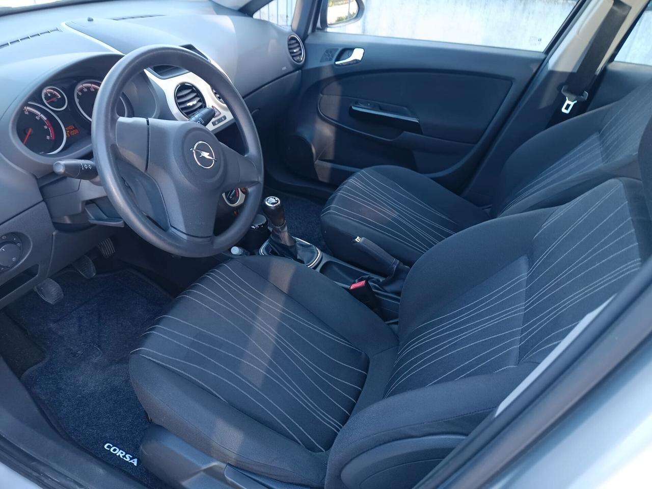 Opel Corsa 1.2 5 porte Enjoy Tua a 98€/ Mese