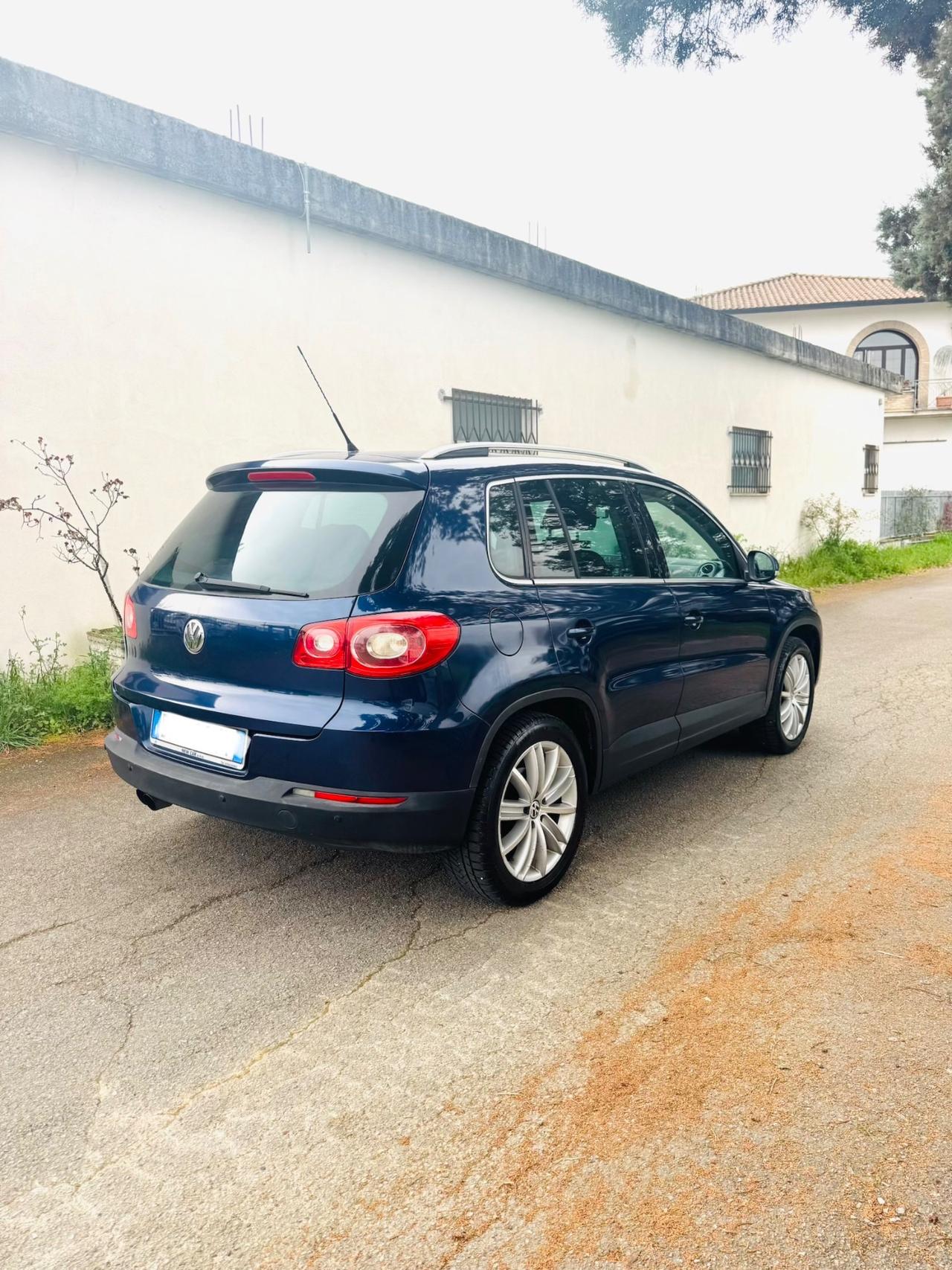 Volkswagen Tiguan 2.0 16V TDI DPF Sport & Style (18°)