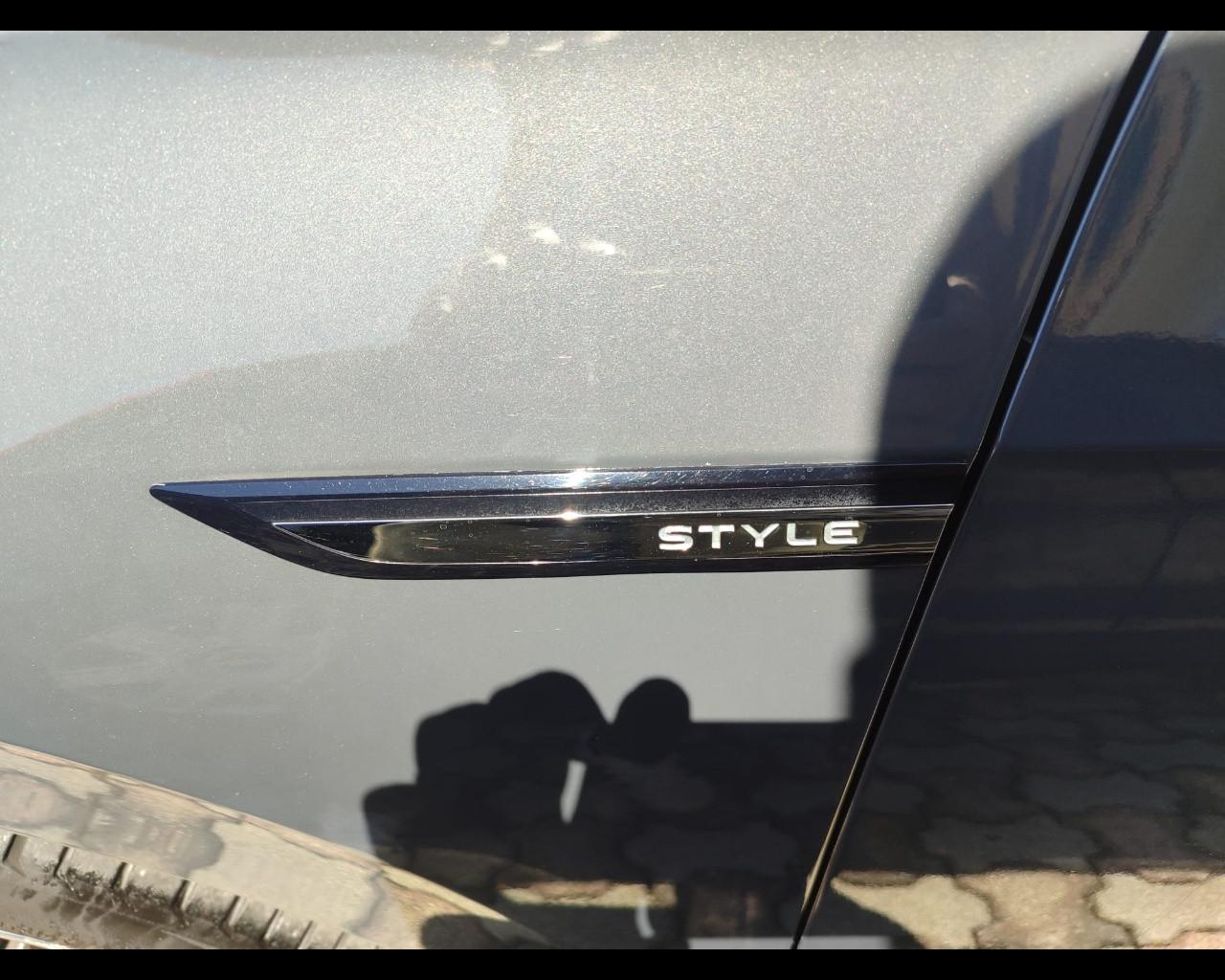 VOLKSWAGEN Golf 2.0 TDI 150 CV DSG 1st Edition Style