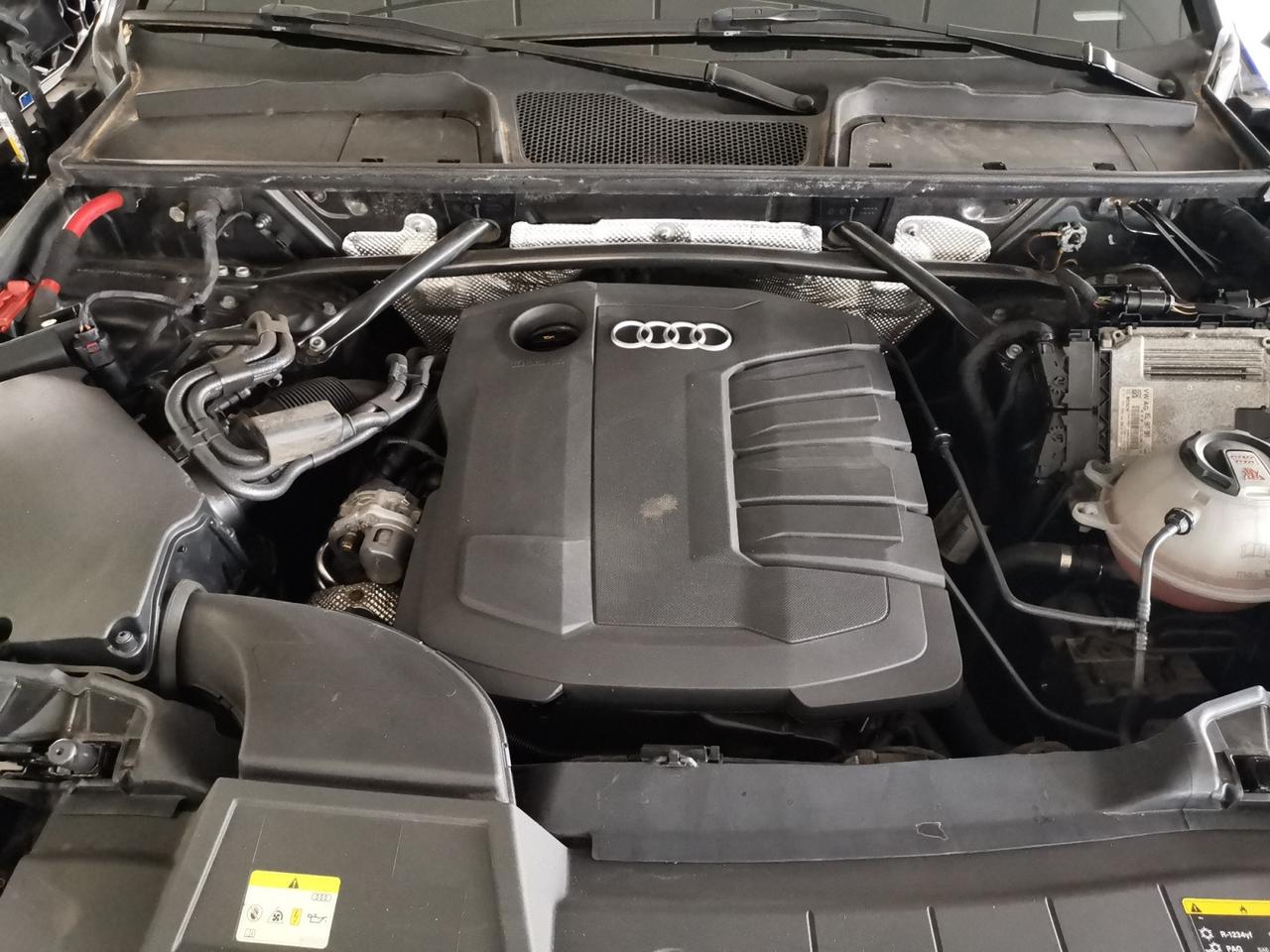 AUDI Q5 I Sportback 2021 - Q5 Sportback 40 2.0 tdi mhev 12V Business Advanced quattro s-tronic