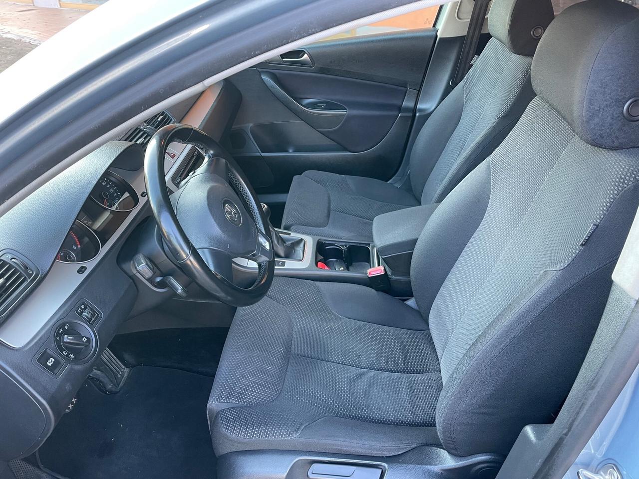 Volkswagen Passat 2.0 TDI DPF Var. Comfortline