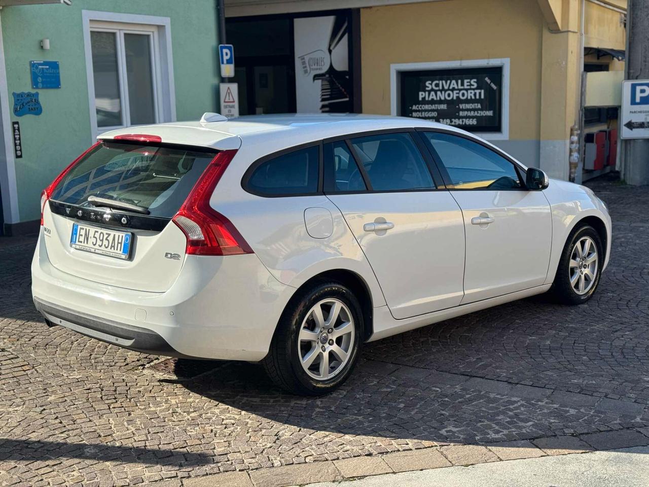 Volvo V60 D2 1.6 Powershift Ocean Race