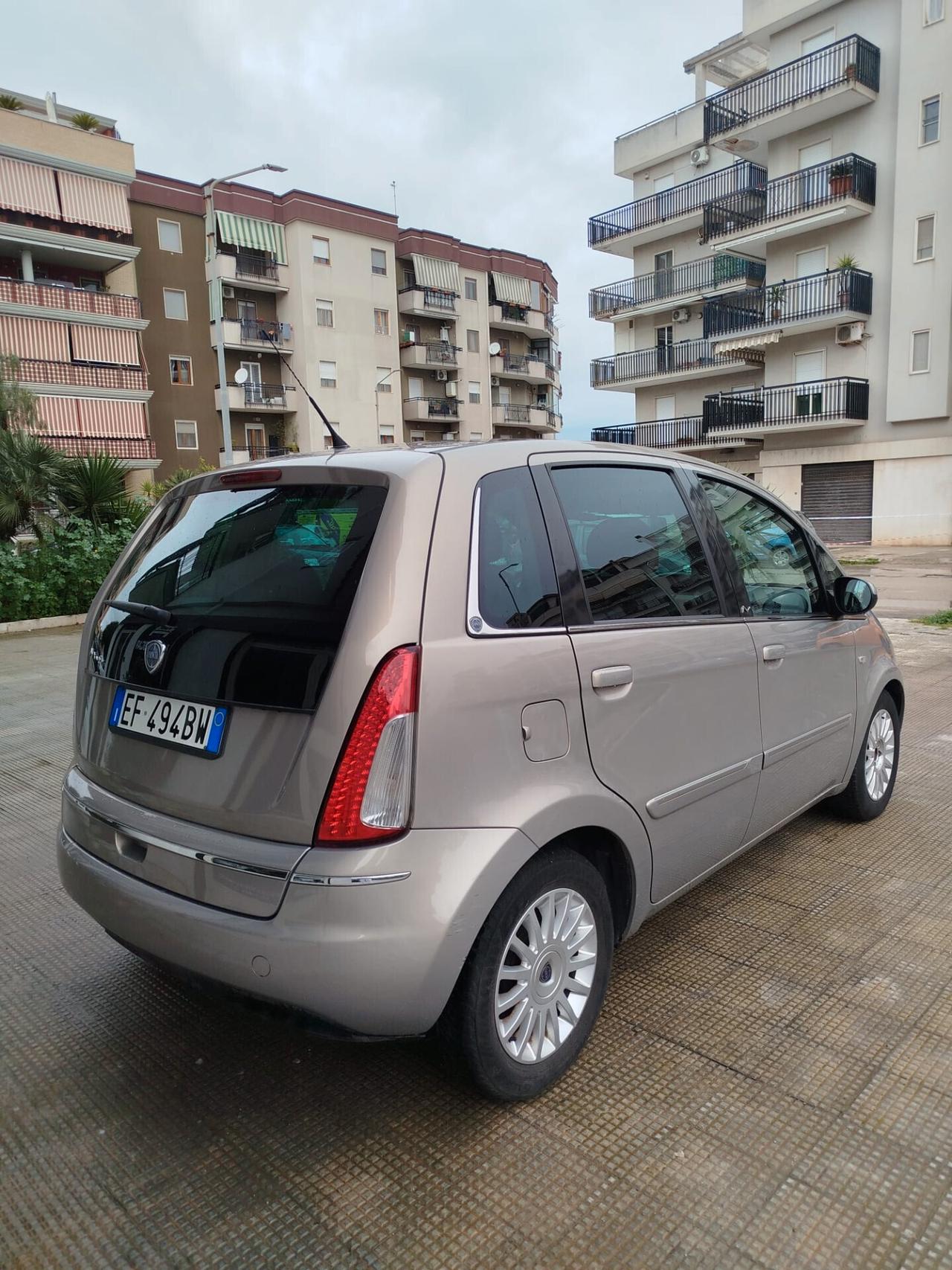 Lancia MUSA 1.4 16V EURO 5 S&S Platino