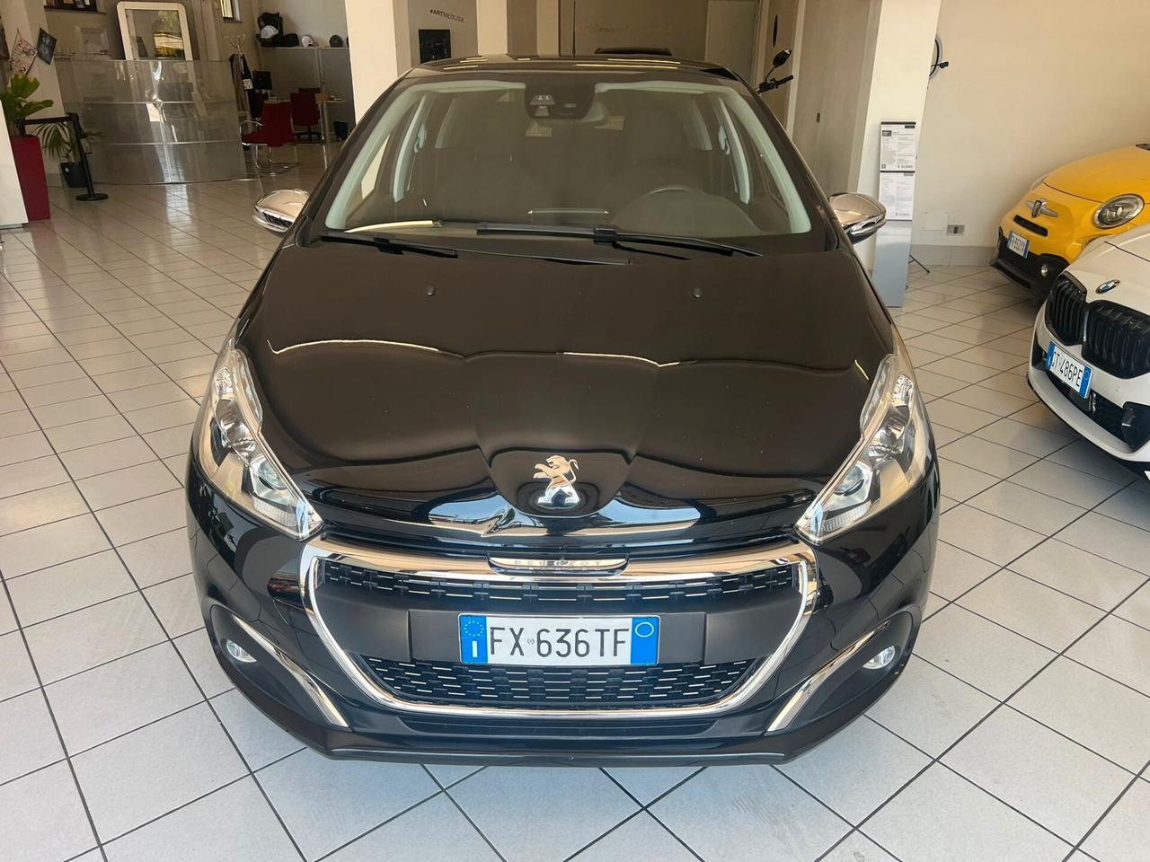 Peugeot 208 BlueHDi 75 5 porte Allure