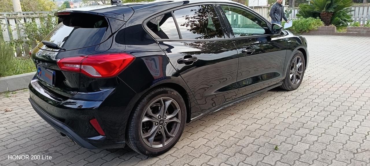 FORD Focus 1.5 EcoBlue 120 CV 5p. ST-Line