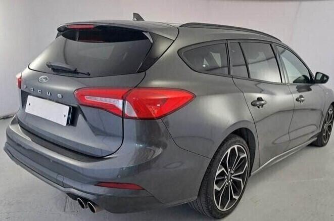 Ford Focus ST Line SW