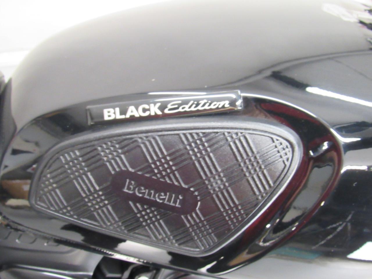 Benelli Imperiale 400 ABS BLACK EDITION