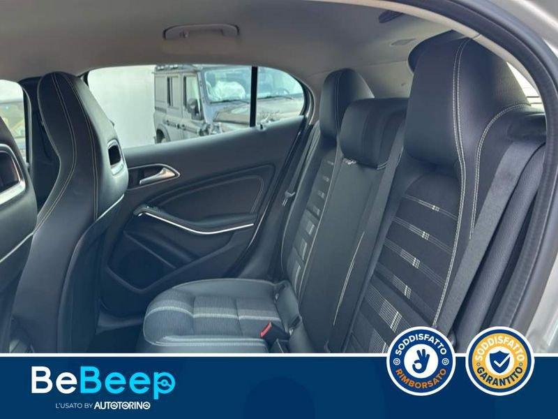 Mercedes-Benz GLA 200 D SPORT AUTO