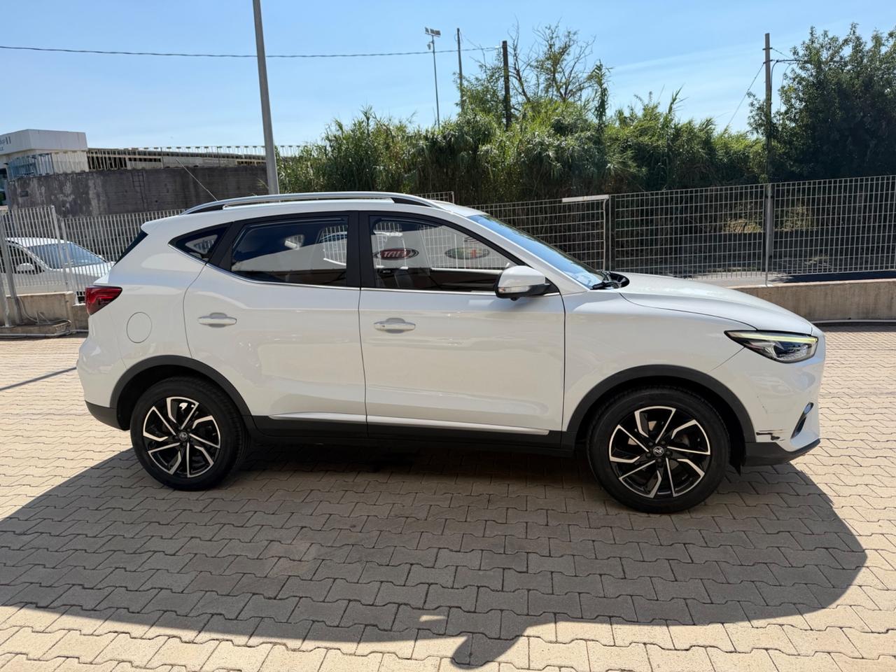 Mg ZS 1000 BENZINA