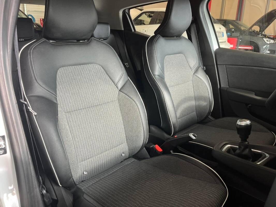 Renault Clio 1.0 tce Intens Gpl 100cv