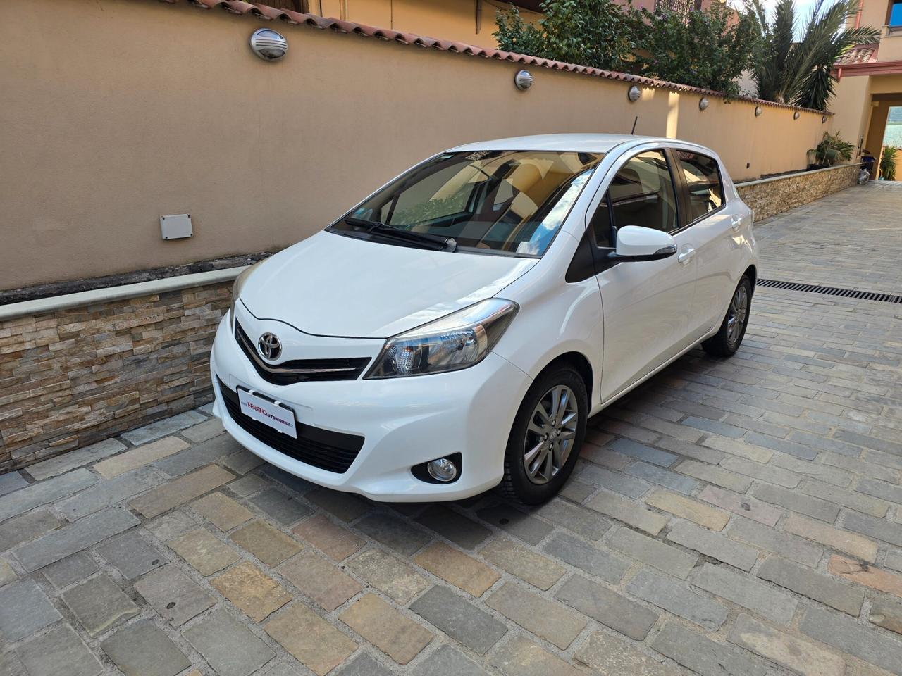 Toyota Yaris 1.0 70 cv Lounge