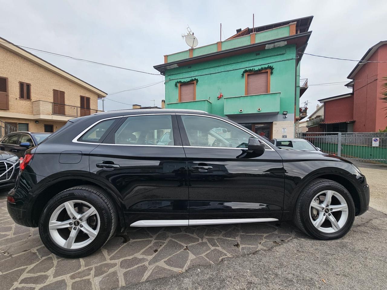 Audi Q5 30 TDI S tronic line plus