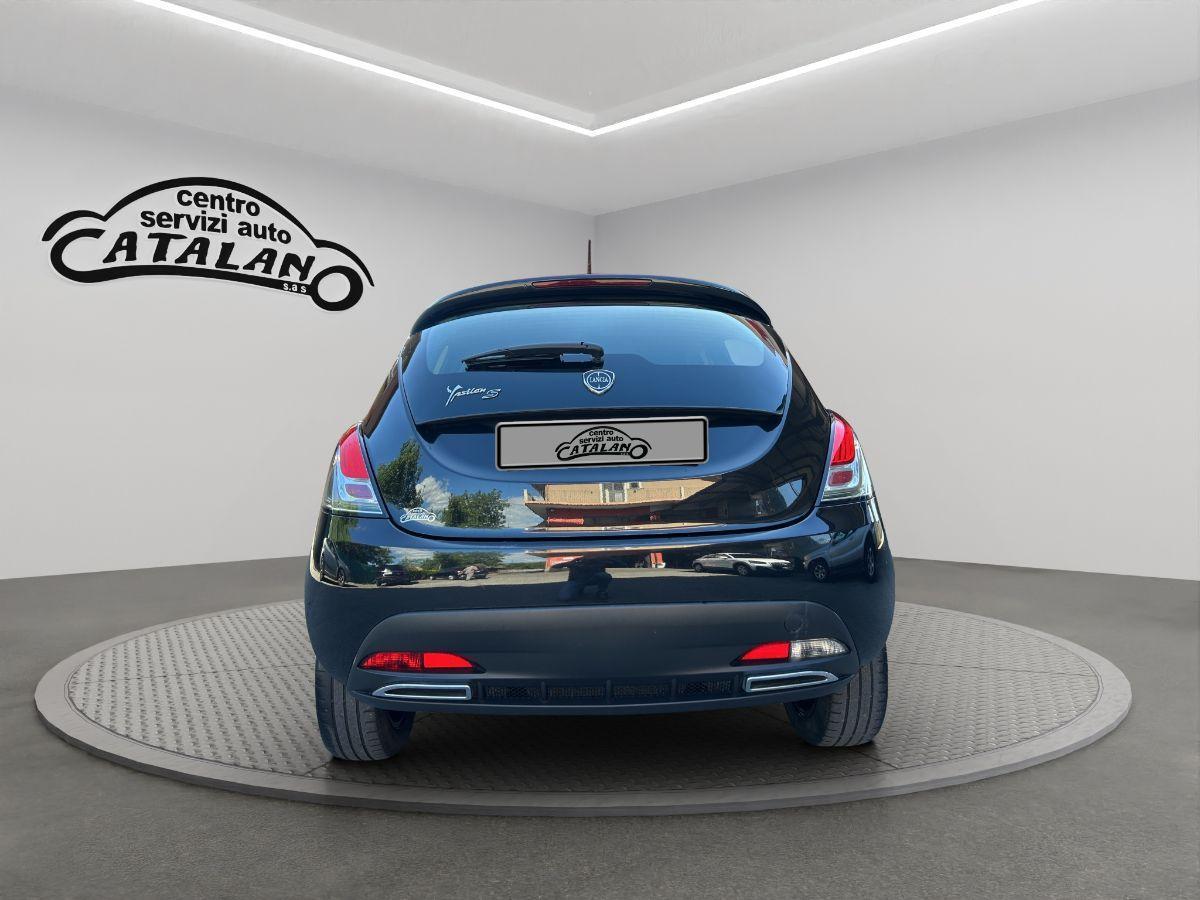 LANCIA - Ypsilon S - 1.3 MJT 95 CV 5p. S&S MOMO DESIGN