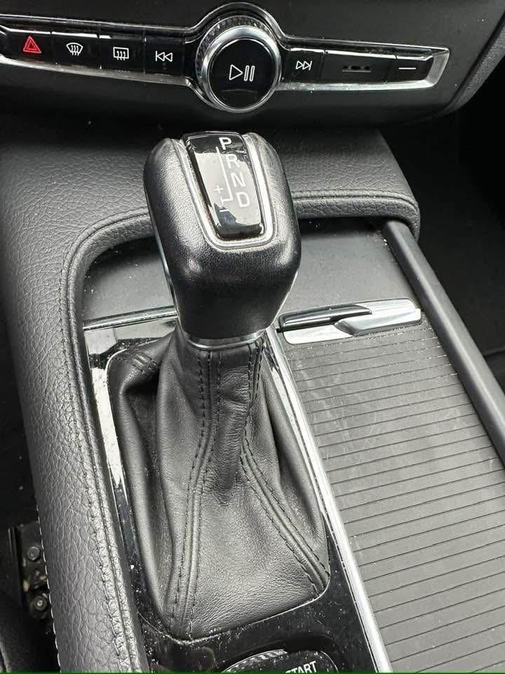 Volvo V90 D4 Business Plus