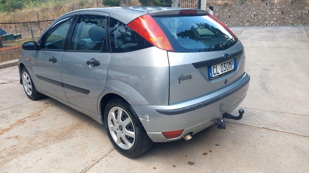 Ford Focus 1.8 TDCi 5p. Zetec Gancio