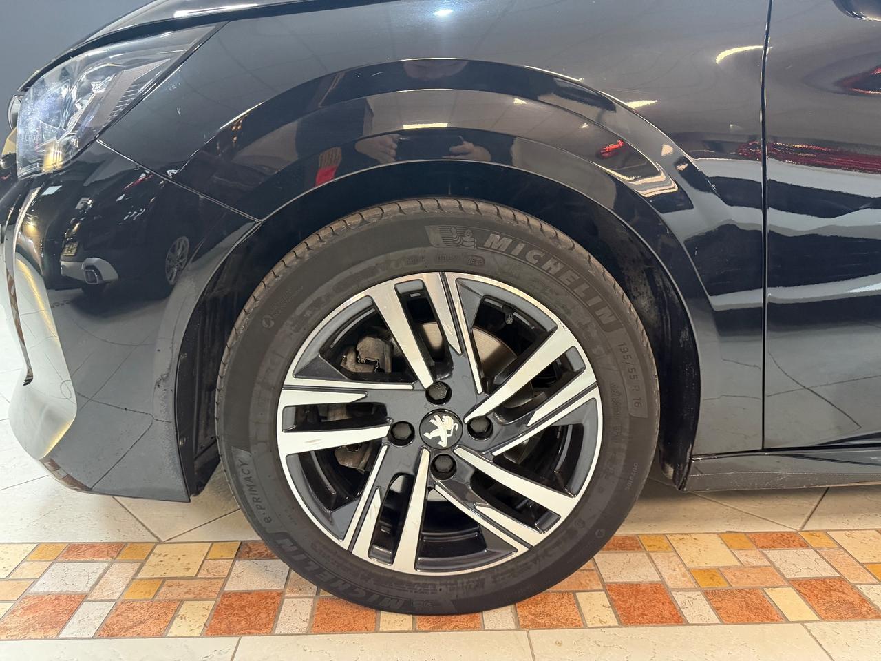 Peugeot 208 PureTech 100 Stop&Start 5 porte GT