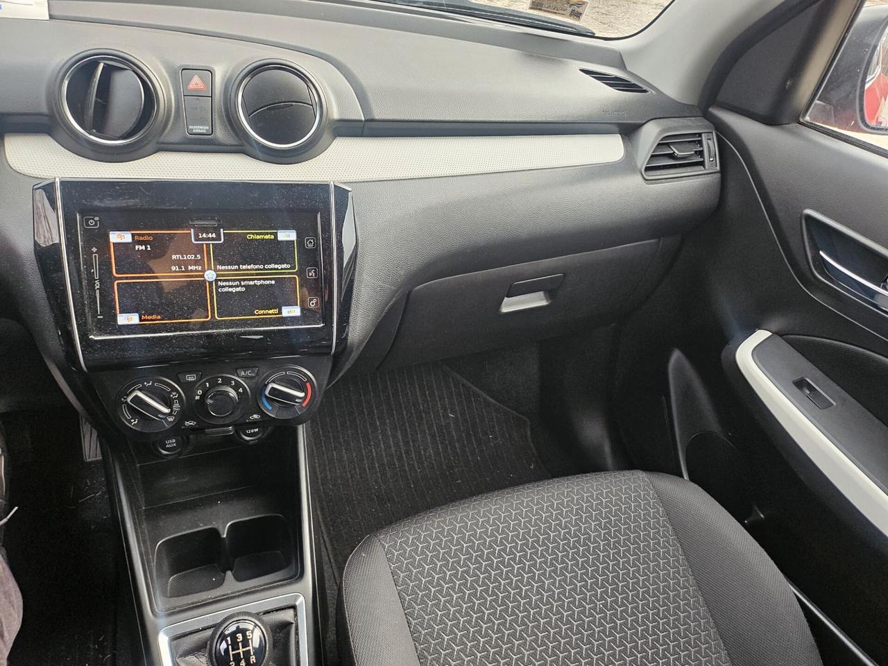 Suzuki Swift 1.2 Hybrid Top