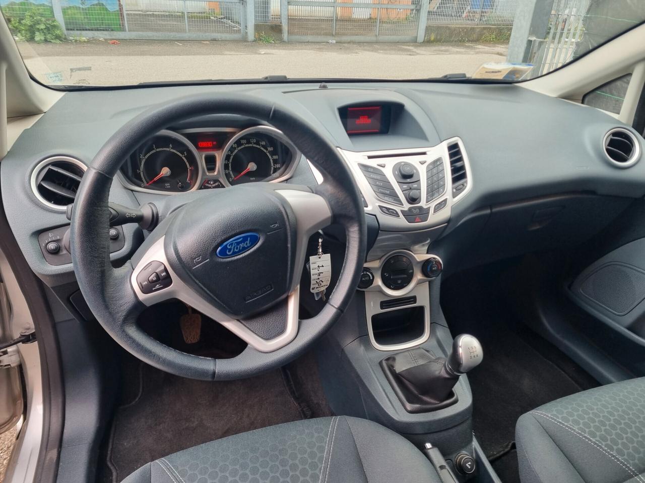 Ford Fiesta 1.2 82CV 3 porte Titanium unica