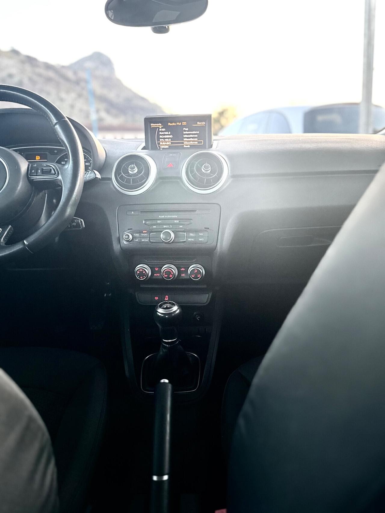 Audi A1 SPB 1.2 TFSI 86cv S-LINE