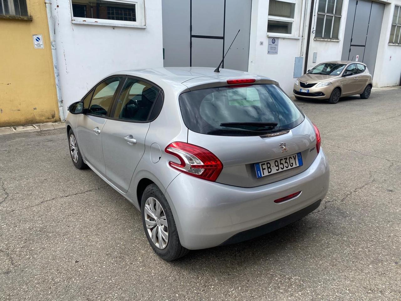 Peugeot 208 1.4 VTi 95 CV 5p. GPL Neopatentati Ok