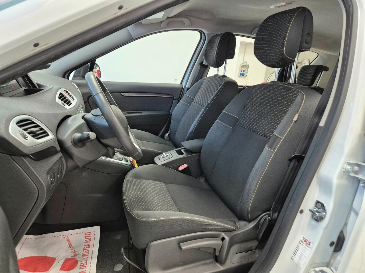 Renault Scenic Scénic X-Mod 1.5 dCi 110CV Dynamique