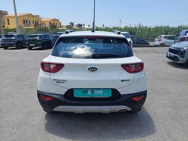 Kia Stonic 1.0 T-GDi 100 CV MHEV iMT Style