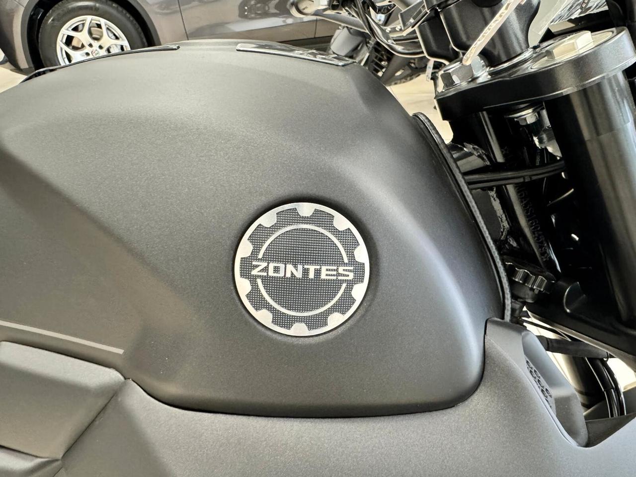 Zontes ZT 125 G TOTAL BLACK