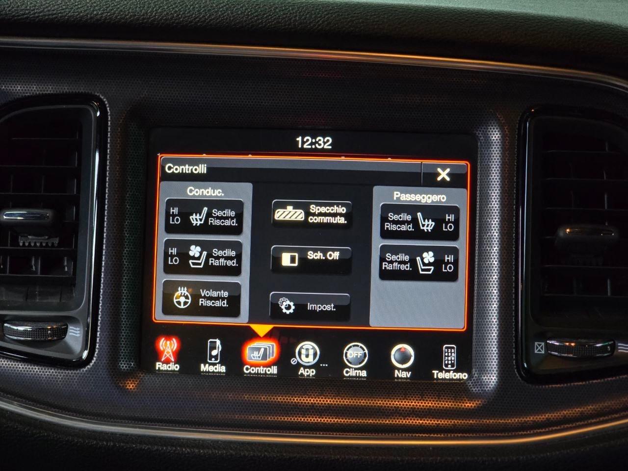 Dodge Challenger 5.7 HEMI V8 *IVA ESPOSTA