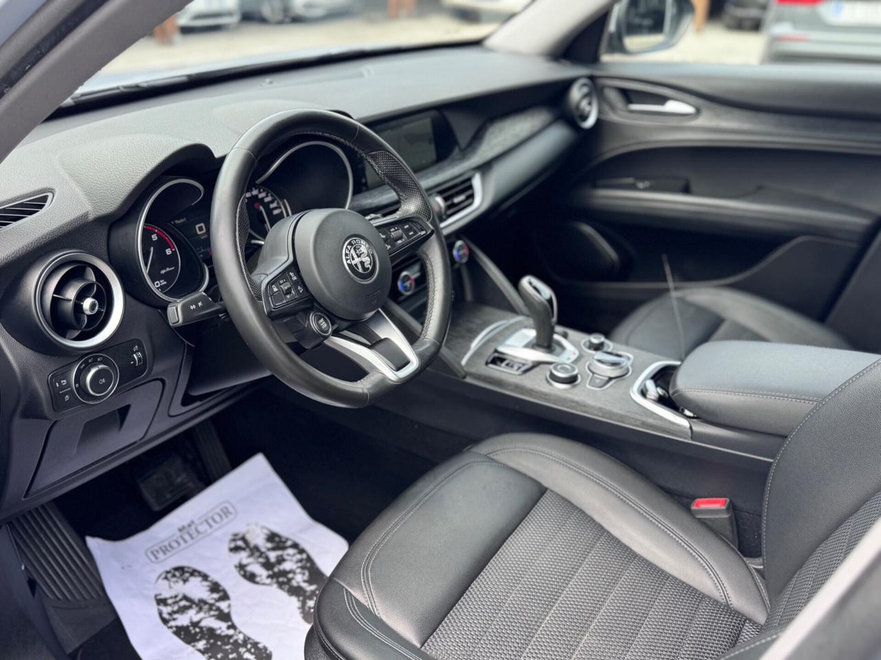 Alfa Romeo Stelvio 2.2 Turbodiesel 190 CV AT8 Q4 Super