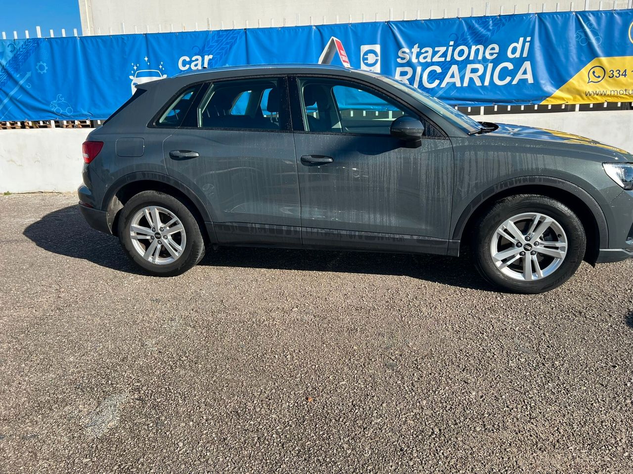 Audi Q3 2021 photo 4