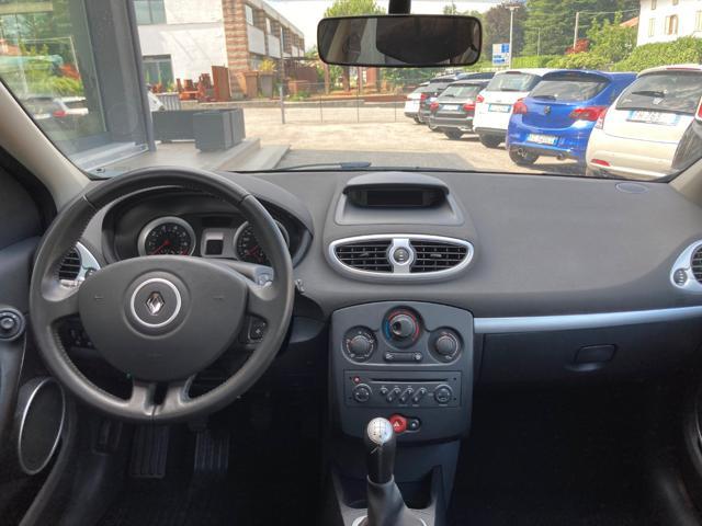 RENAULT Clio 1.4 16V 5 porte Dynamique NEOPATENTATI