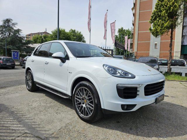 PORSCHE Cayenne 3.0 Diesel Platinum Edition GANCIO TRAINO