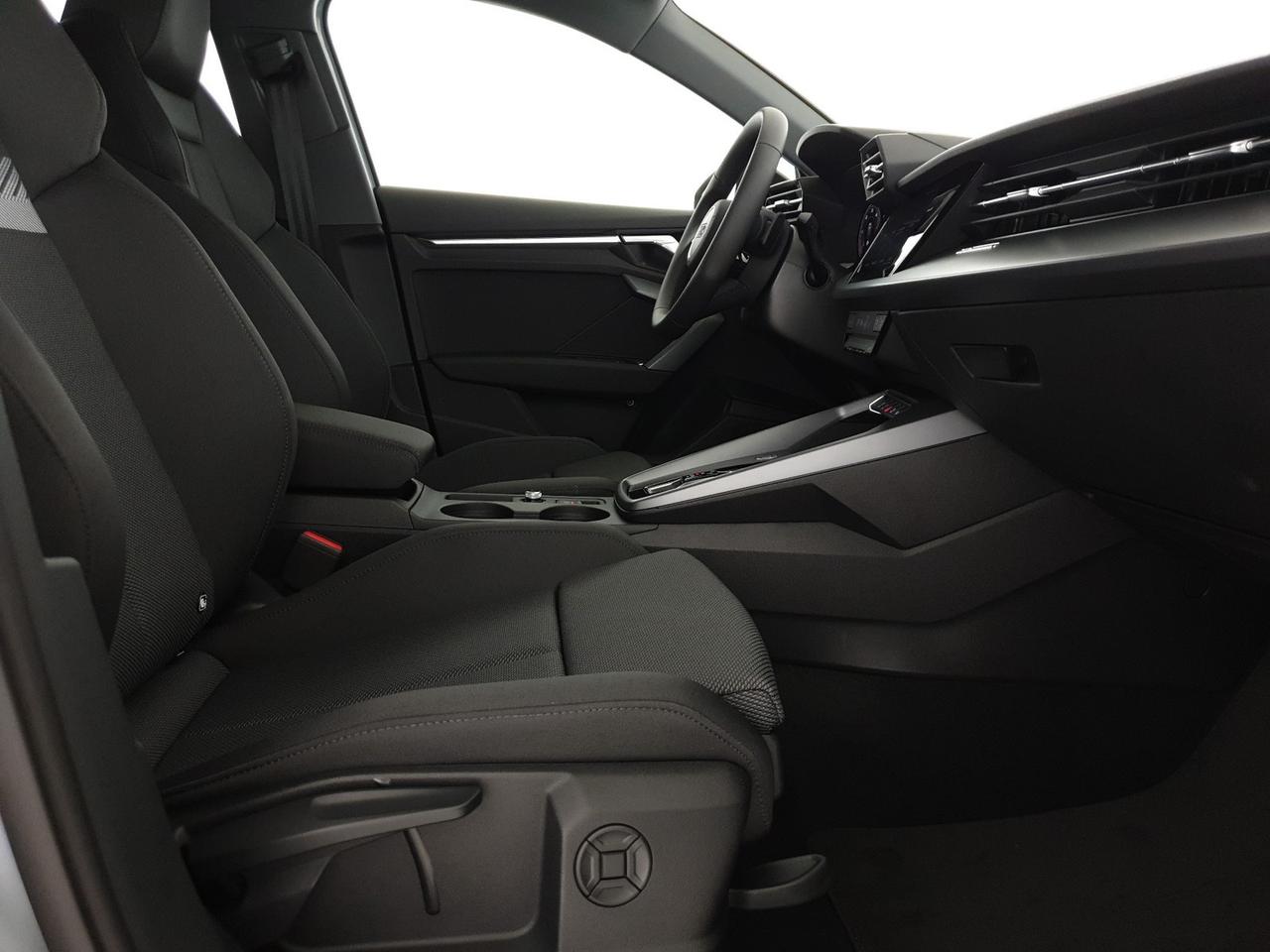 Sportback 2.0TDI 150CV S tronic Business Advanced