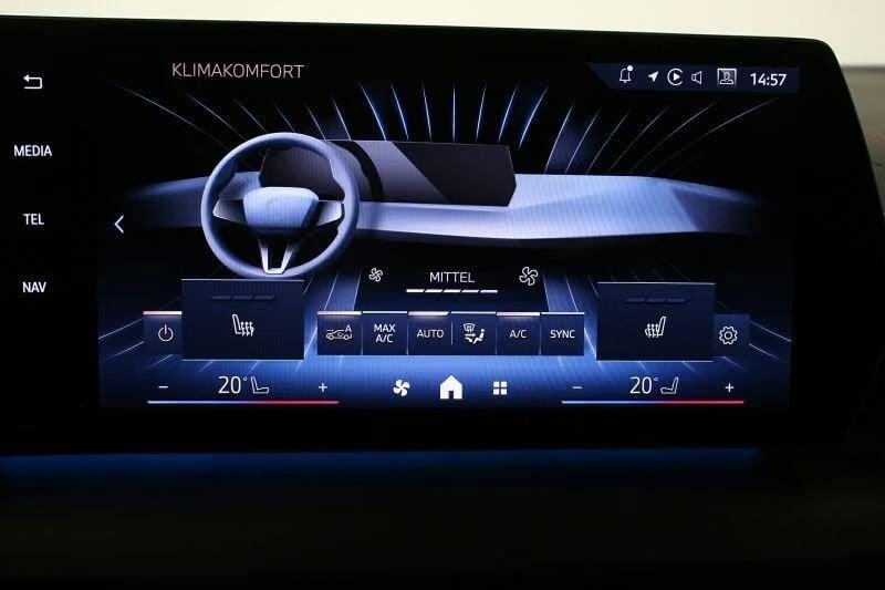 BMW Serie 1 120d MSport Design HARMAN KARDON CAMERA 360 LED NAVI