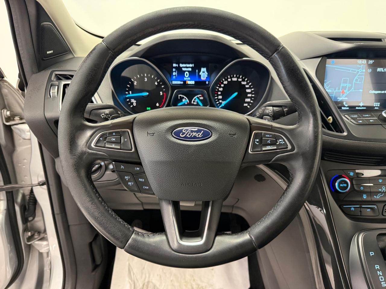 Ford Kuga 2.0 TDCI 150 CV S&S 4WD Powershift Titanium