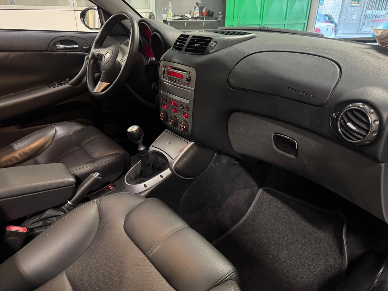 Alfa Romeo GT 1.9 MJT 16V Luxury 39.000km