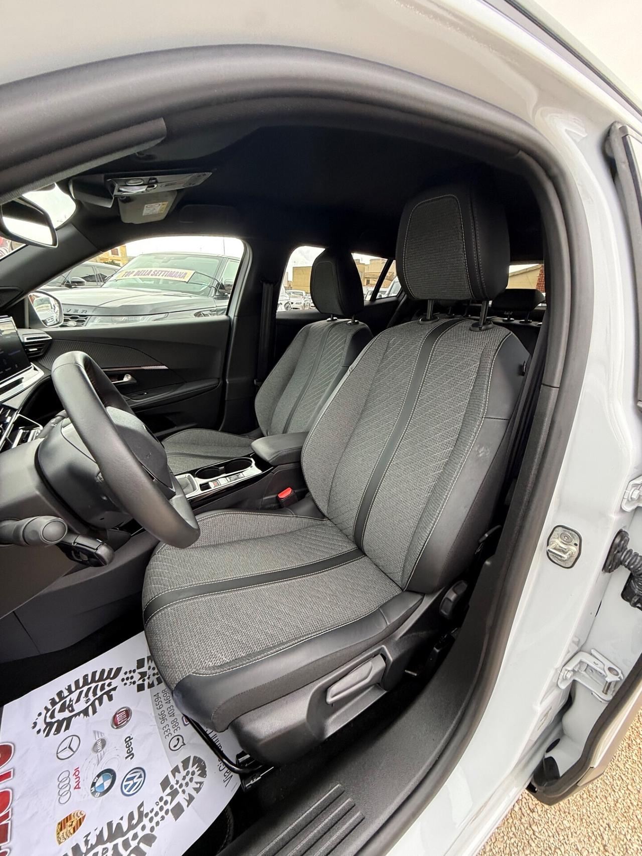 Peugeot 2008 PureTech 100 S&S Allure